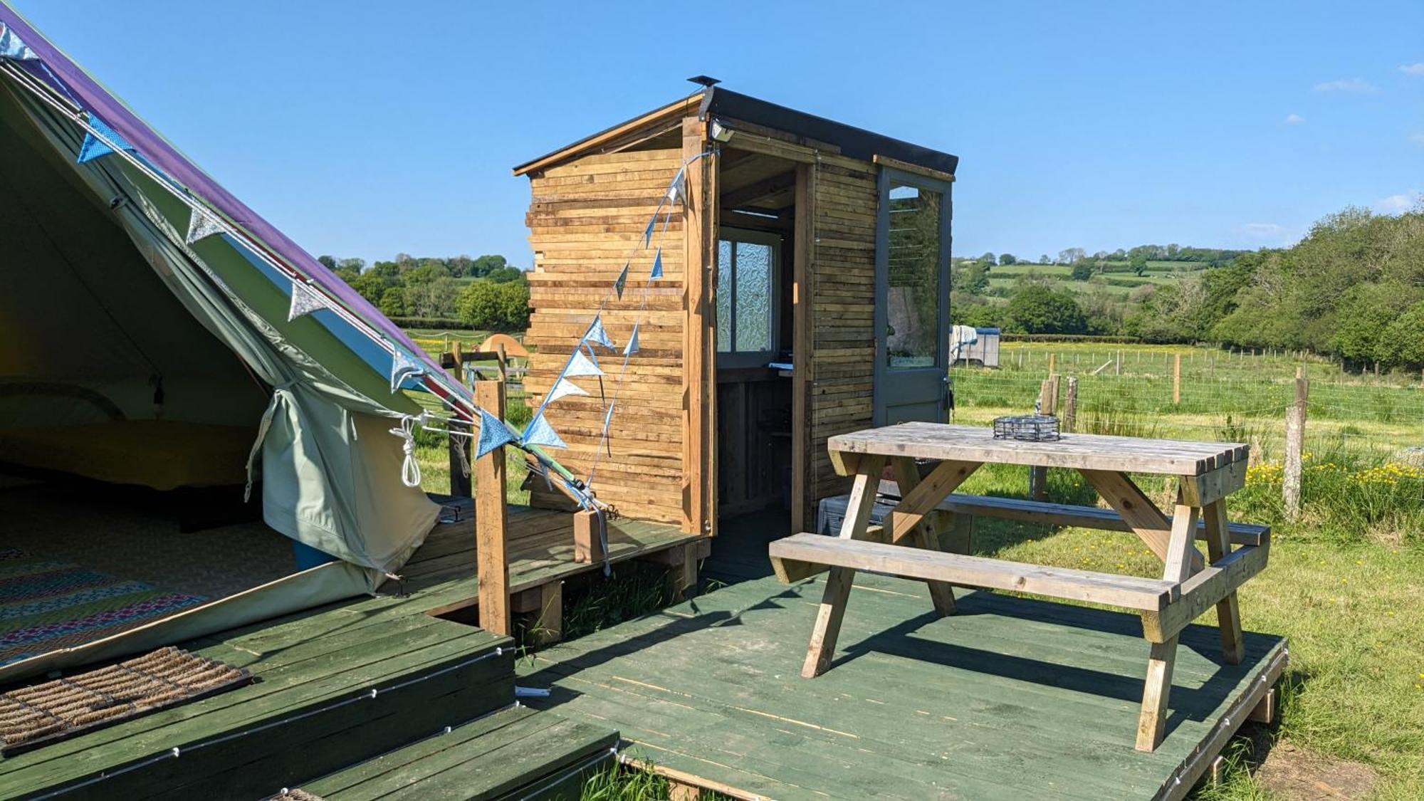 Campsite Belle Village, Non Electric ,rent A Bell Tent, Bedding Not Supplied
